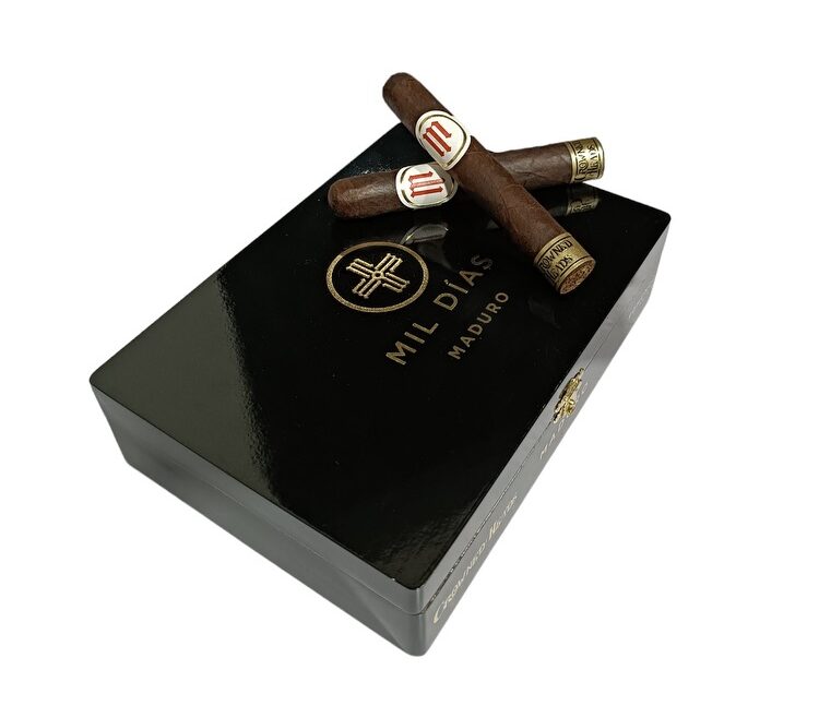 Mil Dias Maduro Closed Box