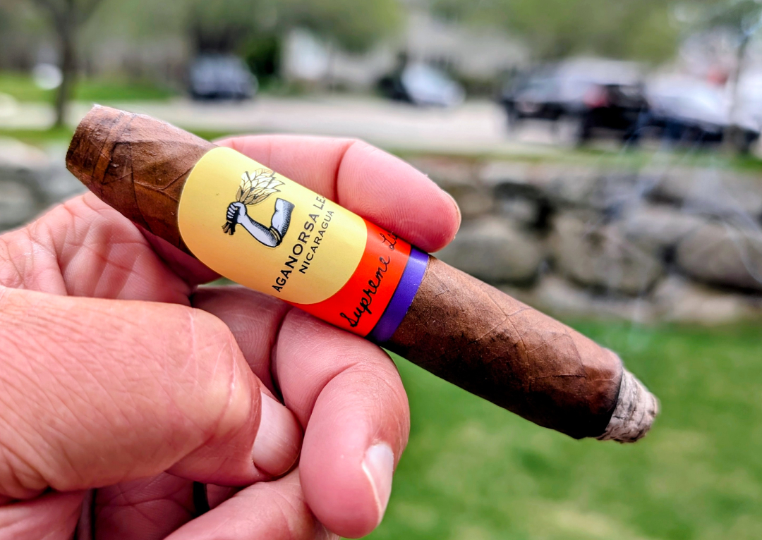 Aganorsa Leaf Supreme Leaf Royal Perfecto
